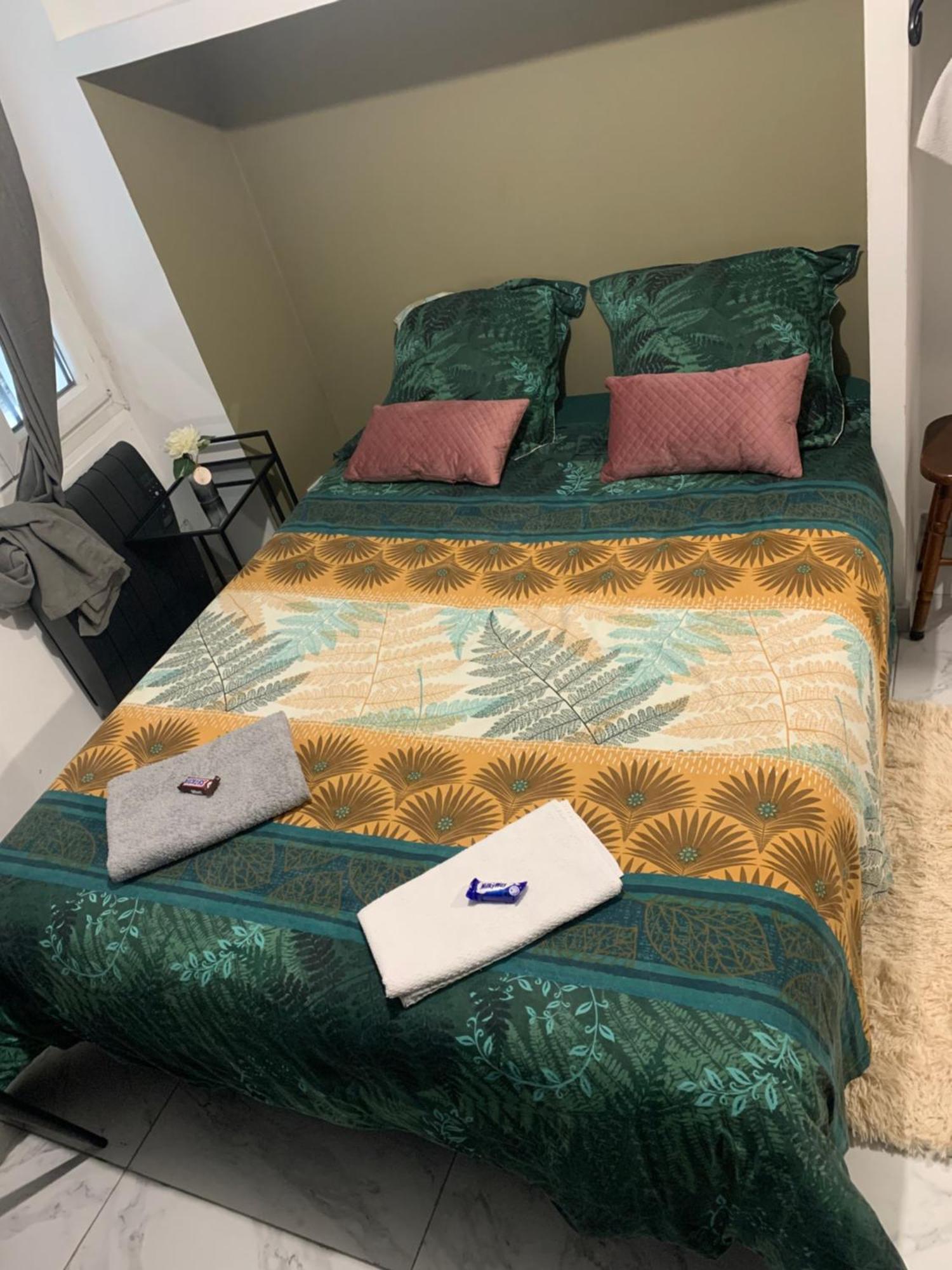 Charmant Studio Dans Maison Apartman Sarcelles Kültér fotó